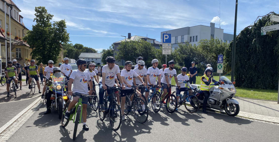 SecondRadio berichtet  täglich von der Radtour von Markkleeberg nach Oullins-Pierre-Bénite 