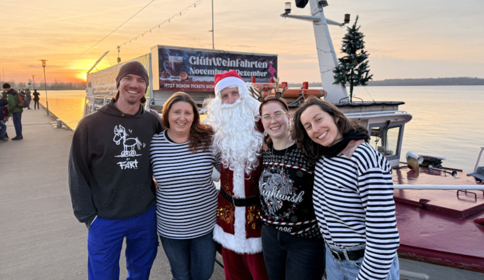 Die MS Cospuden, dass Auflugs- und Eventschiff der Freizeit Abenteuer GmbH auf dem Cospudener See, geht in die Winterruhe
